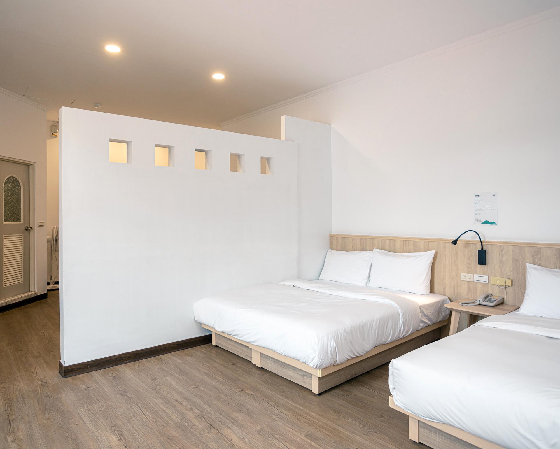 jing-zhi-quad-bed-room